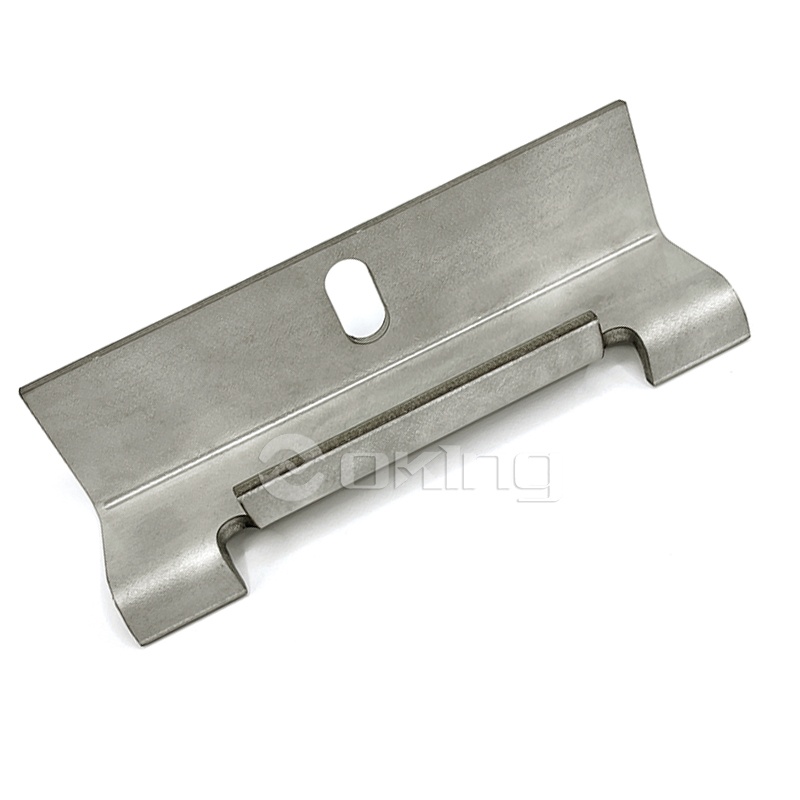 Braket sistem cladding ganda dan turun