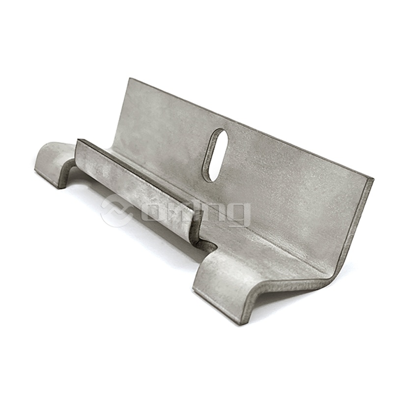 Braket sistem cladding ganda dan turun